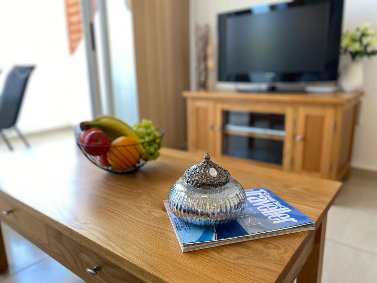 Beautiful 2 Bed Apartment In Peyia Valley, Paphos Экстерьер фото