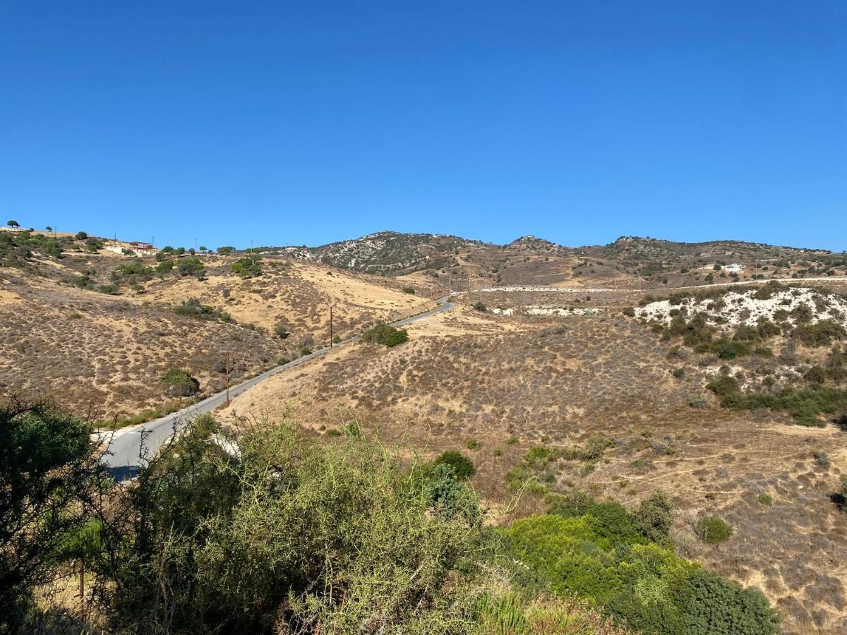 Beautiful 2 Bed Apartment In Peyia Valley, Paphos Экстерьер фото