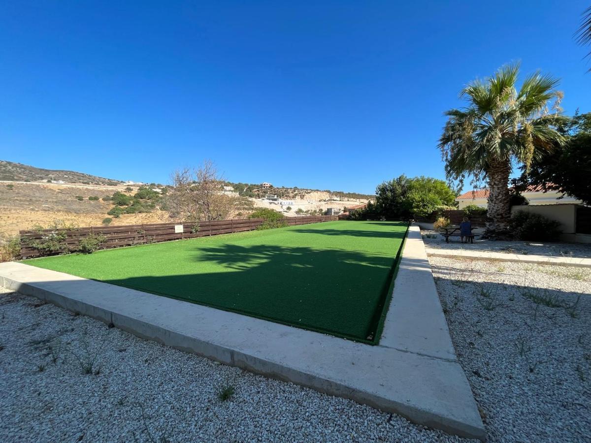 Beautiful 2 Bed Apartment In Peyia Valley, Paphos Экстерьер фото