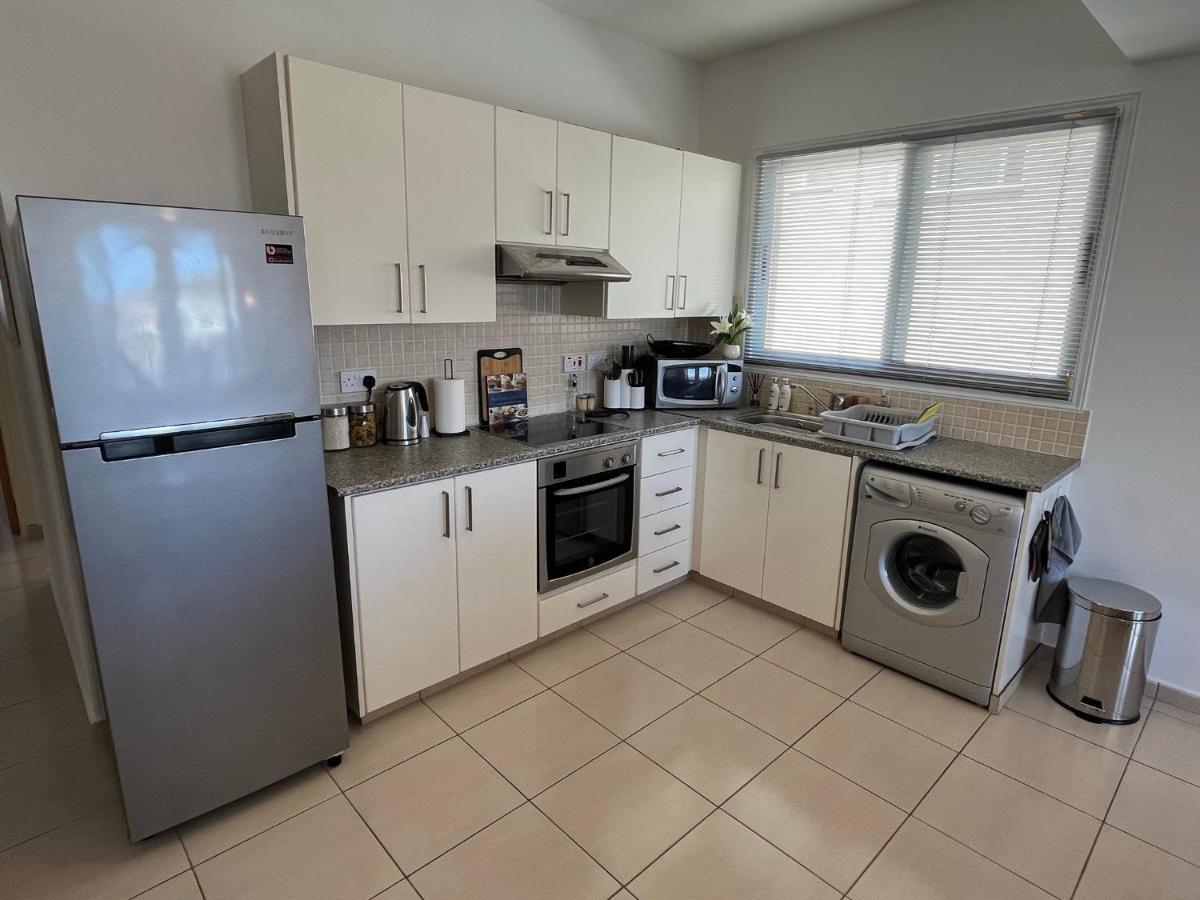 Beautiful 2 Bed Apartment In Peyia Valley, Paphos Экстерьер фото