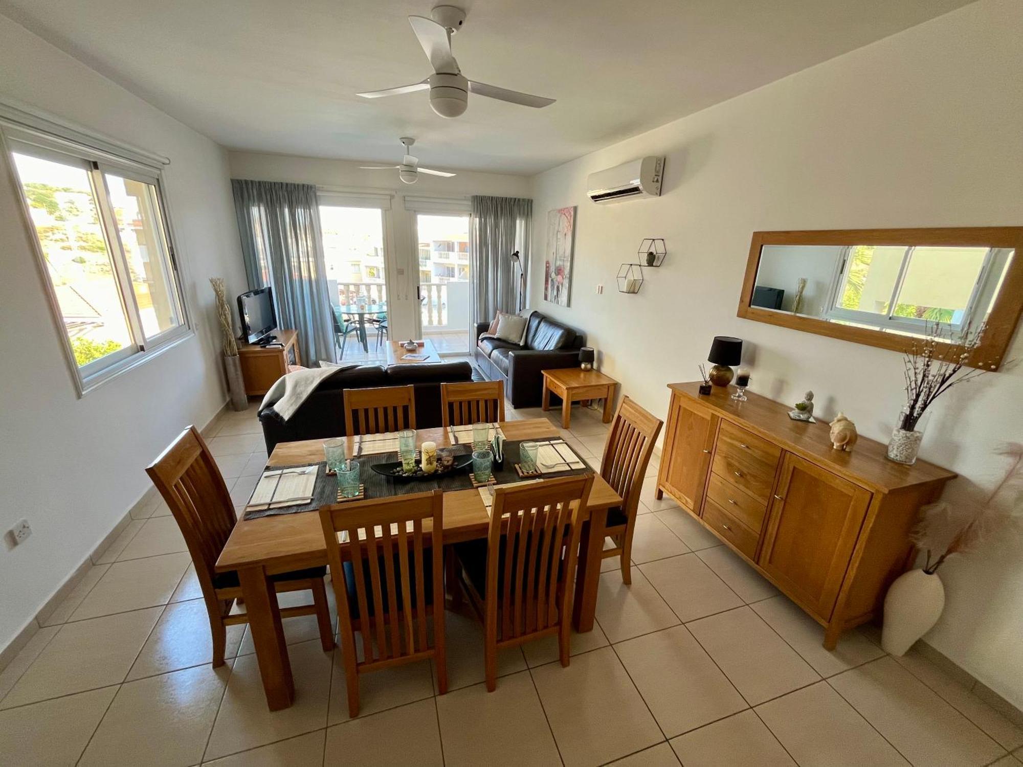 Beautiful 2 Bed Apartment In Peyia Valley, Paphos Экстерьер фото